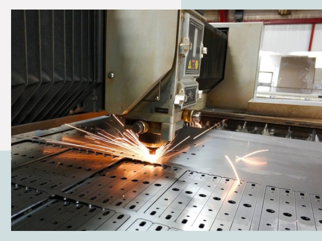 Лазерная резка металла в Чебаркуле от 644 руб.